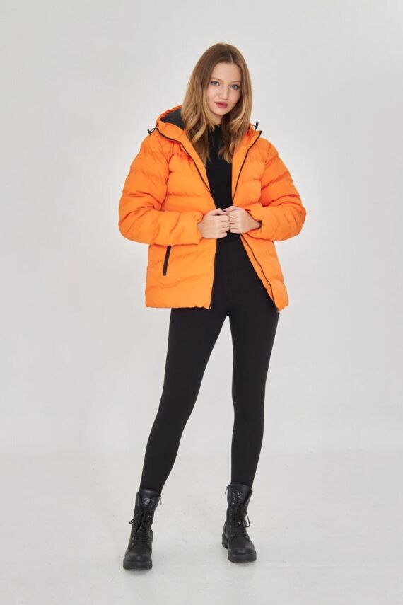 İçi Astarlı Su ve Rüzgar Geçirmez Cepli Kapüşonlu Kadın Mont - 26