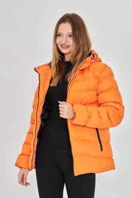 İçi Astarlı Su ve Rüzgar Geçirmez Cepli Kapüşonlu Kadın Mont - 28