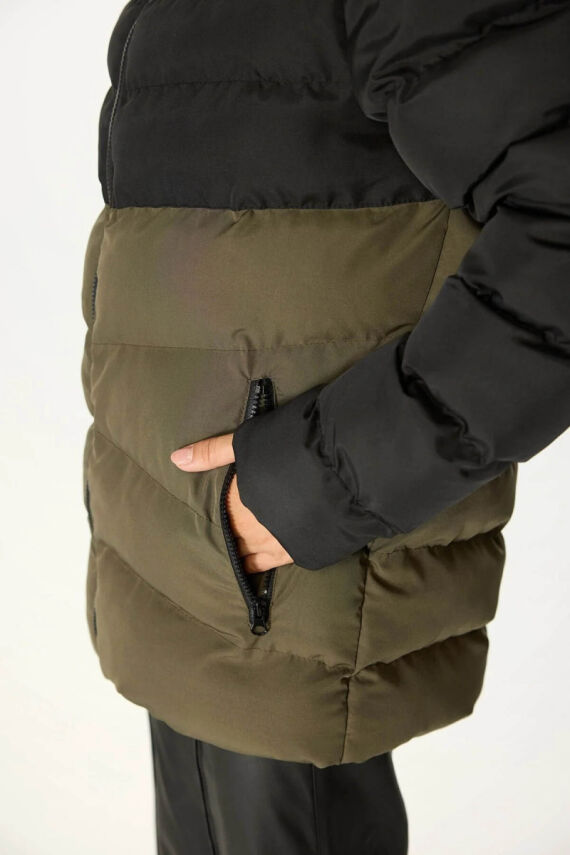 İçi Astarlı Su ve Rüzgar Geçirmez Cepli Kapüşonlu Kadın Mont - 10