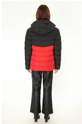 D1fference İçi Astarlı Cepli Kapüşonlu Jel Elyaflı Su ve Rügar Geçirmez Kadın Kışlık Mont - 17