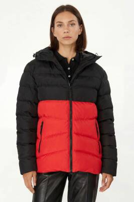 D1fference İçi Astarlı Cepli Kapüşonlu Jel Elyaflı Su ve Rügar Geçirmez Kadın Kışlık Mont - 13