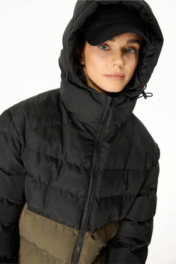 D1fference İçi Astarlı Cepli Kapüşonlu Jel Elyaflı Su ve Rügar Geçirmez Kadın Kışlık Mont - 21