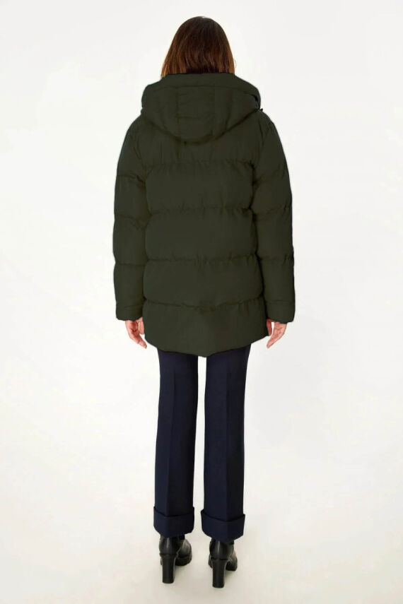 İçi Astarlı Su ve Rüzgar Geçirmez Cepli Kapüşonlu Kadın Mont - 12