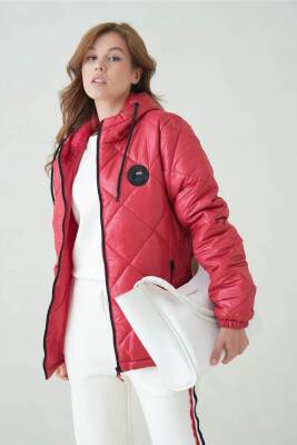 D1fference İçi Astarlı Cepli Kapüşonlu Jel Elyaflı Su ve Rügar Geçirmez Kadın Kışlık Mont - 8