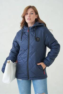 D1fference İçi Astarlı Cepli Kapüşonlu Jel Elyaflı Su ve Rügar Geçirmez Kadın Kışlık Mont - 25