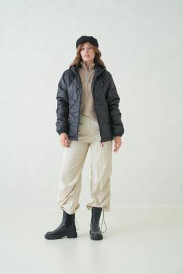 Su ve Rüzgar Geçirmez Jel Elyaflı Kapitone Cepli Spor Mont - 27