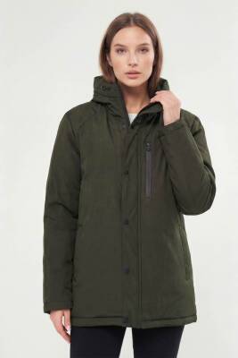 D1fference İçi Astarlı Cepli Kapüşonlu Jel Elyaflı Su ve Rügar Geçirmez Kadın Kışlık Mont - 2