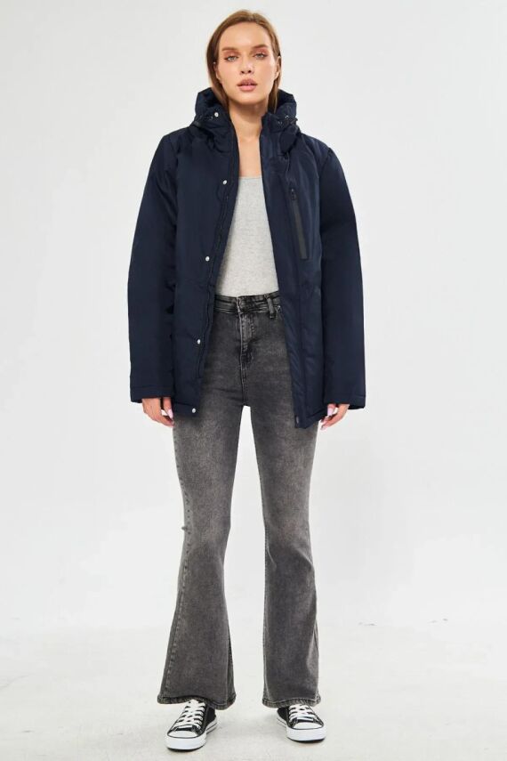 İçi Astarlı Su ve Rüzgar Geçirmez Cepli Kapüşonlu Kadın Mont - 10