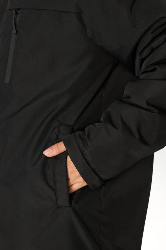 İçi Astarlı Su ve Rüzgar Geçirmez Cepli Kapüşonlu Kadın Mont - 17