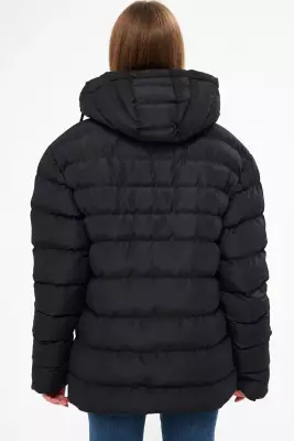 D1fference İçi Astarlı Cepli Kapüşonlu Jel Elyaflı Su ve Rügar Geçirmez Kadın Kışlık Mont - 11