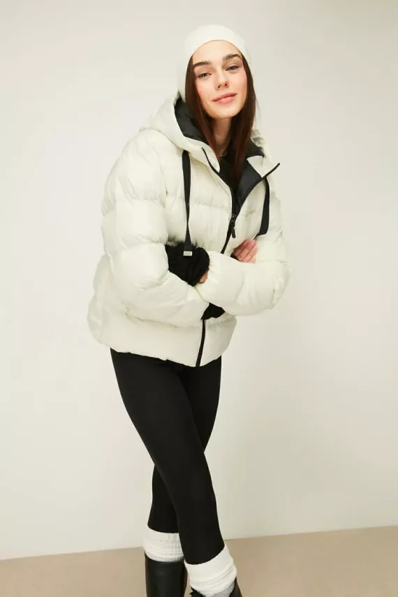 D1fference İçi Astarlı Cepli Kapüşonlu Jel Elyaf Su ve Rüzgar Geçirmez Şişme Kışlık Kadın Mont - 28