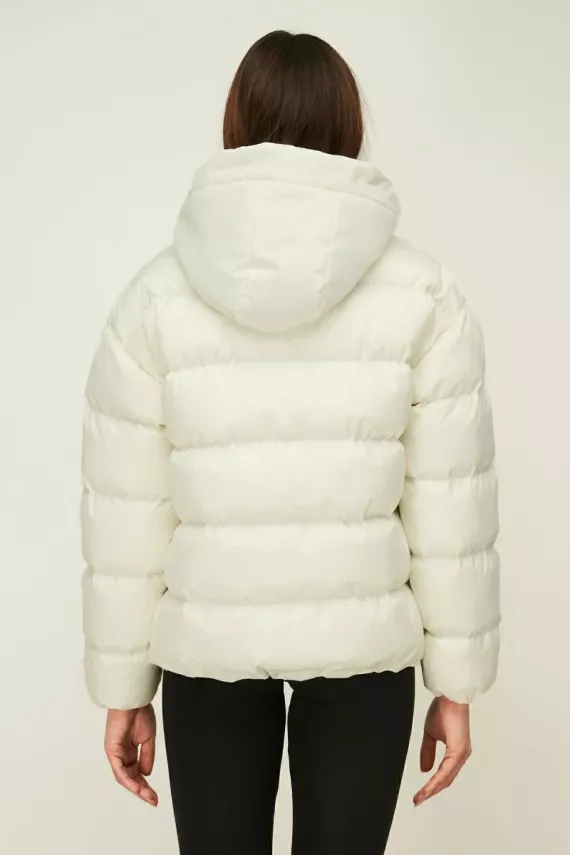 D1fference İçi Astarlı Cepli Kapüşonlu Jel Elyaf Su ve Rüzgar Geçirmez Şişme Kışlık Kadın Mont - 31