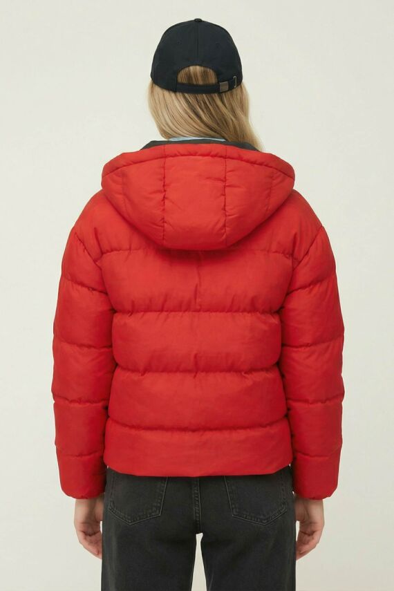 D1fference İçi Astarlı Cepli Kapüşonlu Jel Elyaflı Su ve Rügar Geçirmez Kadın Kışlık Mont - 5