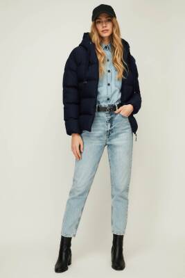 D1fference İçi Astarlı Cepli Kapüşonlu Jel Elyaflı Su ve Rügar Geçirmez Kadın Kışlık Mont - 10