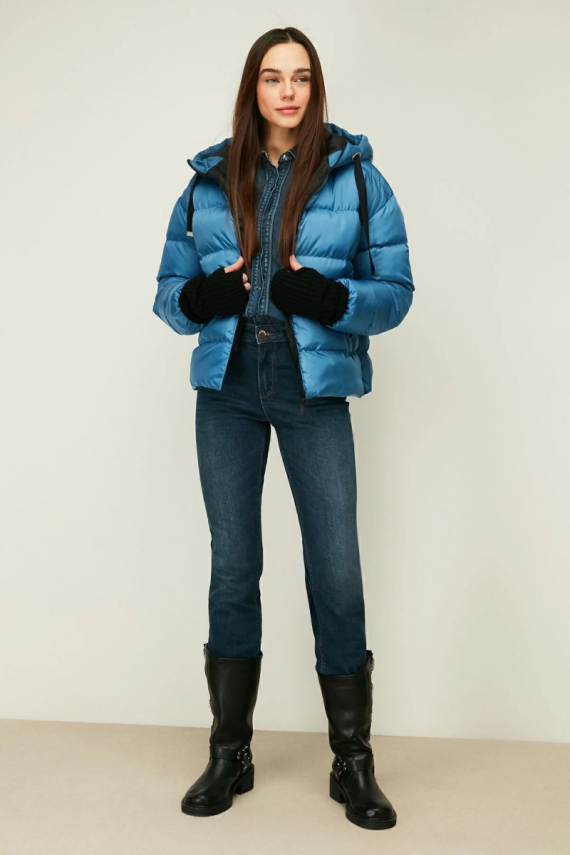 D1fference İçi Astarlı Cepli Kapüşonlu Jel Elyaf Su ve Rüzgar Geçirmez Şişme Kışlık Kadın Mont - 9