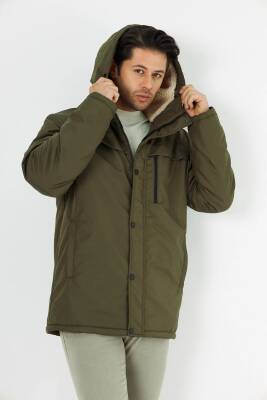 İçi Kürklü Su ve Rüzgar Geçirmez Cepli Kapüşonlu Erkek Mont - 15