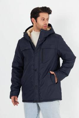 İçi Kürklü Su ve Rüzgar Geçirmez Cepli Kapüşonlu Erkek Mont - 19