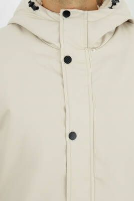 İçi Kürklü Su ve Rüzgar Geçirmez Cepli Kapüşonlu Erkek Mont - 12