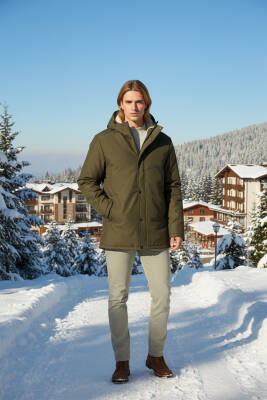 İçi Kürklü Su ve Rüzgar Geçirmez Cepli Kapüşonlu Erkek Mont - 18