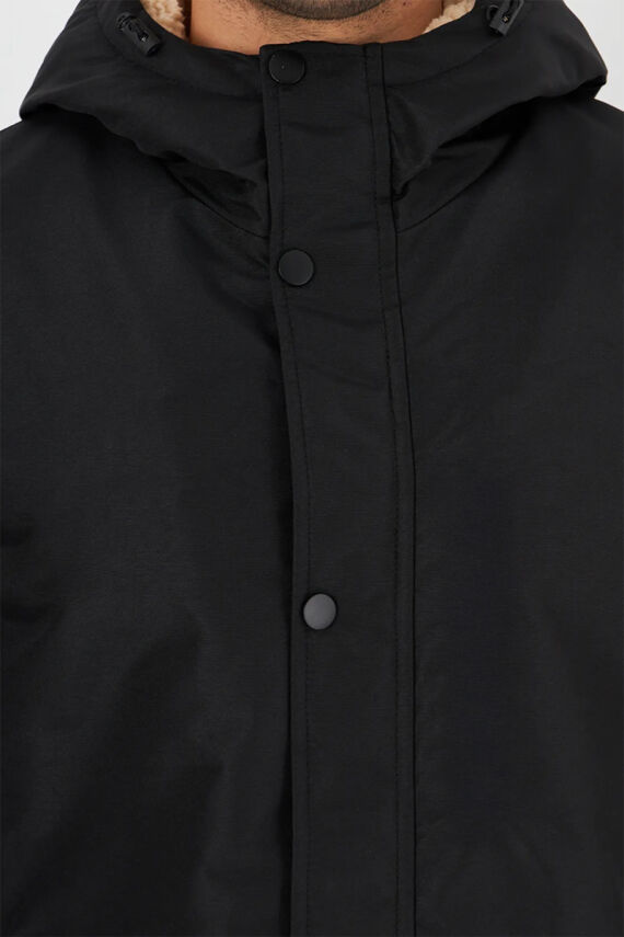 İçi Kürklü Su ve Rüzgar Geçirmez Cepli Kapüşonlu Erkek Mont - 26