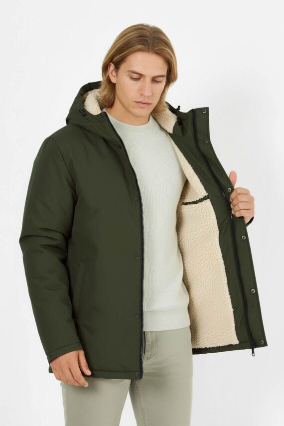 D1fference İçi Kürklü Cepli Kapüşonlu Jel Elyaflı Su ve Rügar Geçirmez Erkek Kışlık Mont - 1