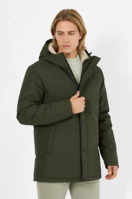 D1fference İçi Kürklü Cepli Kapüşonlu Jel Elyaflı Su ve Rügar Geçirmez Erkek Kışlık Mont - 2