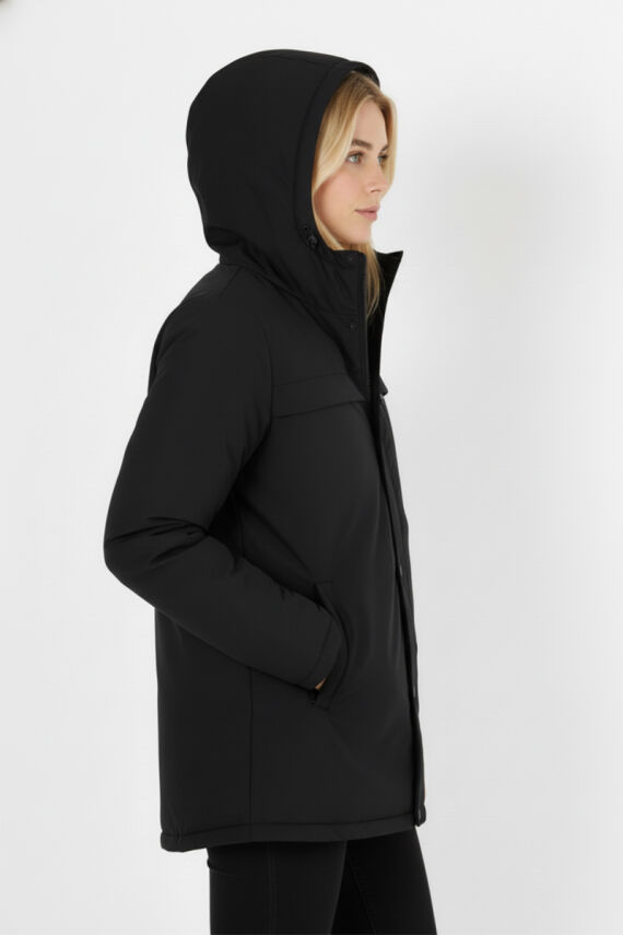 İçi Kürklü Su ve Rüzgar Geçirmez Cepli Kapüşonlu Kadın Mont - 3