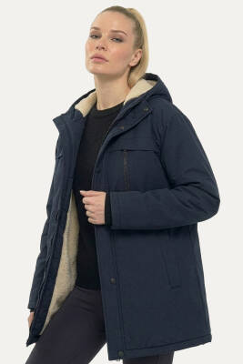 D1fference İçi Kürklü Cepli Kapüşonlu Jel Elyaflı Su ve Rügar Geçirmez Kadın Kışlık Mont - 2