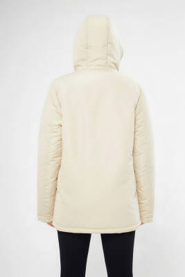 İçi Kürklü Su ve Rüzgar Geçirmez Cepli Kapüşonlu Kadın Mont - 16