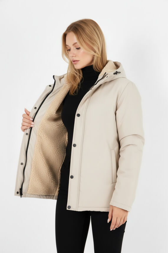 İçi Kürklü Su ve Rüzgar Geçirmez Cepli Kapüşonlu Kadın Mont - 13