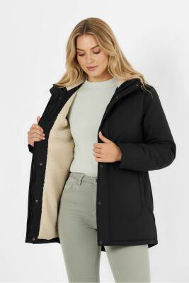 D1fference İçi Kürklü Cepli Kapüşonlu Jel Elyaflı Su ve Rügar Geçirmez Kadın Kışlık Mont - 7