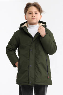İçi Kürklü Su ve Rüzgar Geçirmez Erkek Çocuk Mont