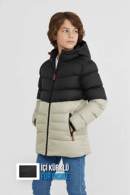 İçi Kürklü Su ve Rüzgar Geçirmez Erkek Çocuk Mont - 37