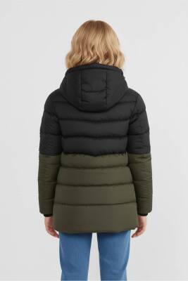 D1fference İçi Kürklü Cepli Kapüşonlu Jel Elyaflı Su ve Rügar Geçirmez Kız Çocuk Kışlık Mont - 10