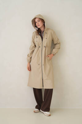 Su Geçirmez Kapüşonlu Fermuarlı Sık Dokuma Kadın Trençkot - 5